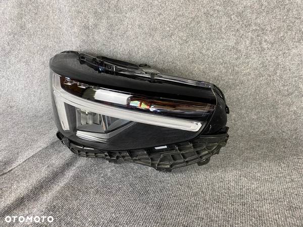 REFLEKTOR LAMPA PRZEDNIA PRAWA - VOLVO XC40 LIFT FULL LED 2022- - 4