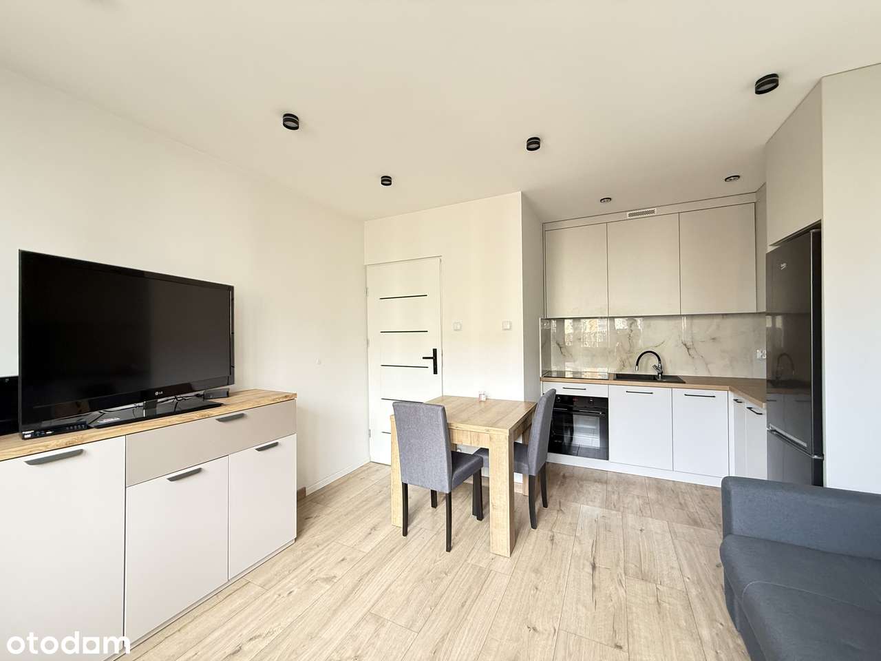 2 pokoje Górna, ul. Astronautów, pierwszy najem. - Pełny obrazek: 5/13