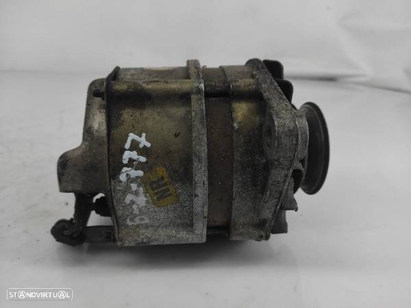 Alternador Opel Kadett E Combi (T85) - 2