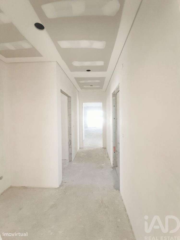 Casa T3 em Fernão Ferro de 174,00 m2 - Grande imagem: 3/11
