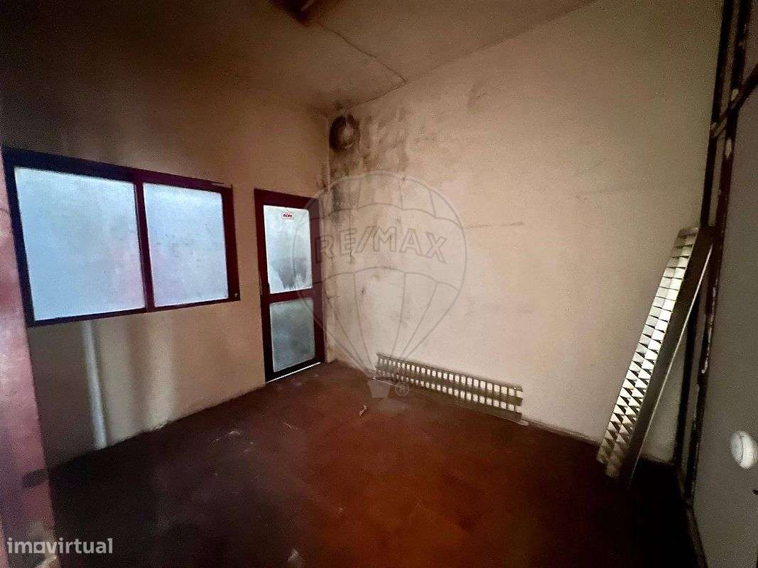 Loja  para arrendamento - Grande imagem: 2/7