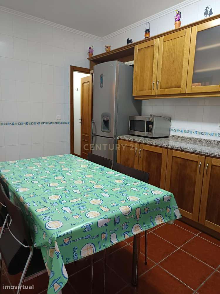 Moradia T2 no Centro de Barcouço mobilada e equipada. - Grande imagem: 4/16