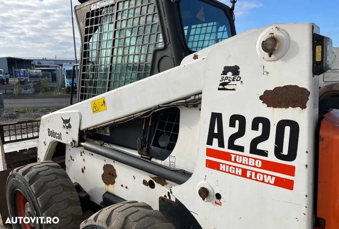 Bobcat A220 - 10