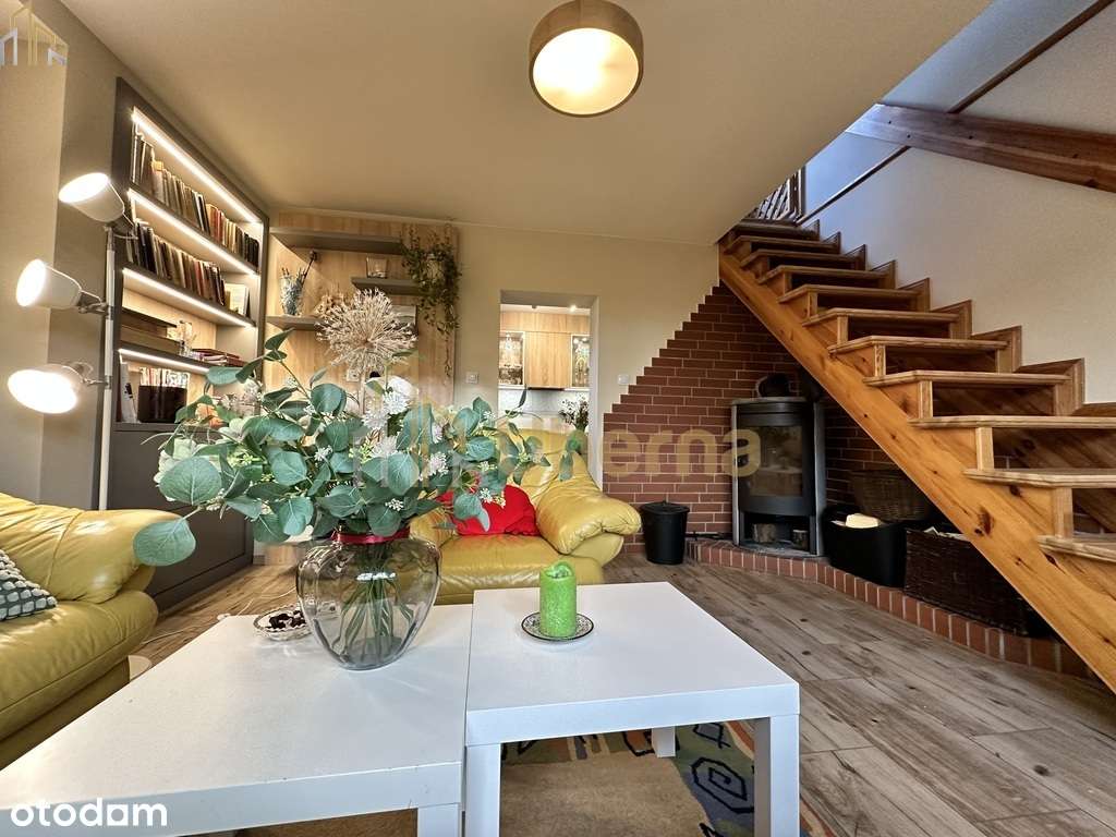 Dom i garaż nad wodą - światłowód-16