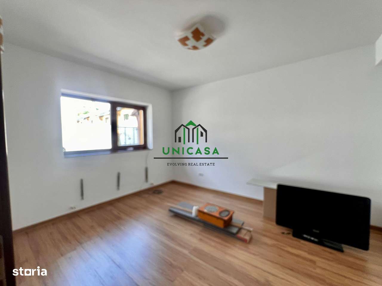 Casa Vladesti/4 camere - Imagine principală: 5/12