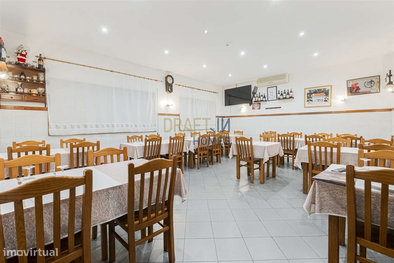 Moradia Isolada T3 Venda em Nogueira da Regedoura,Santa Maria da Feira-8