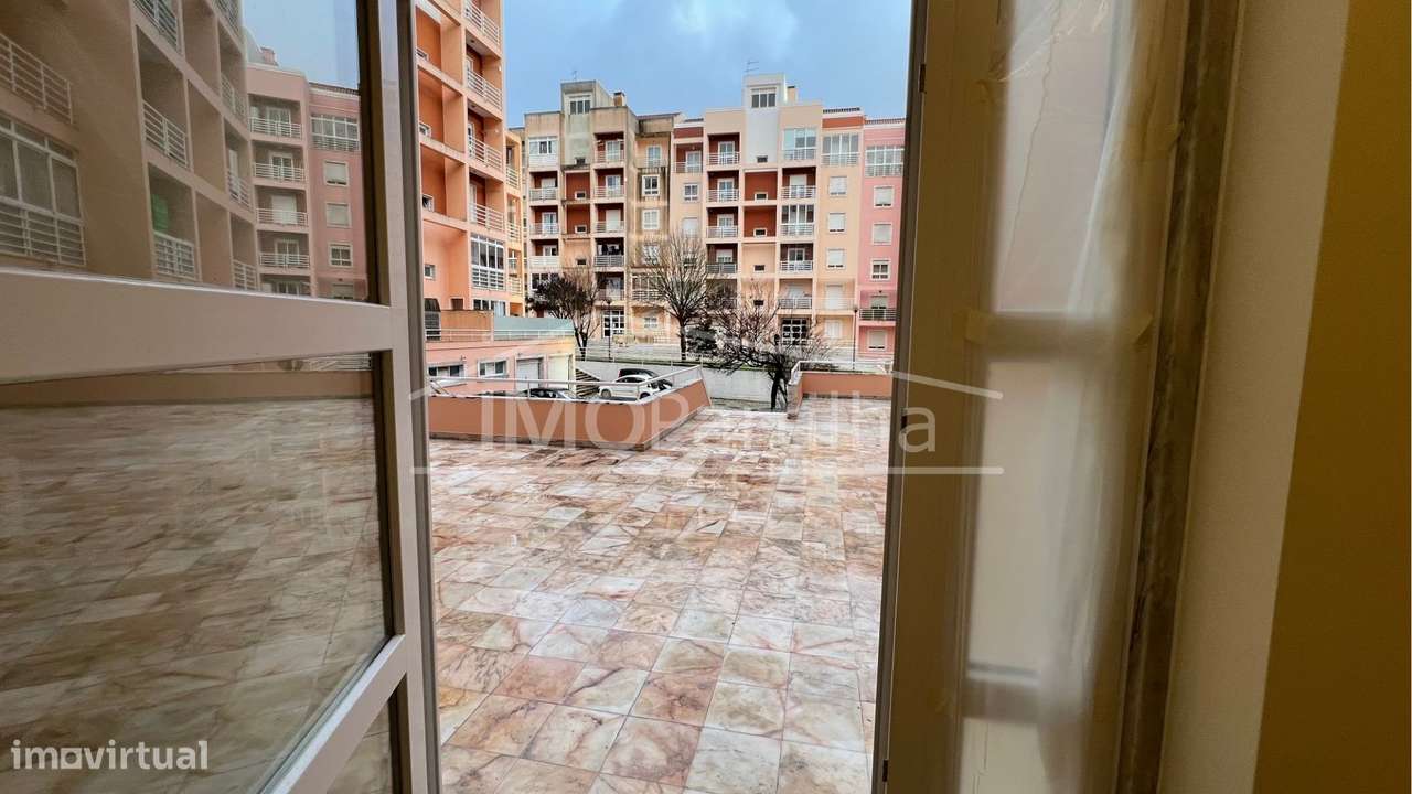 Apartamento T1
Agualva - Cacém-11
