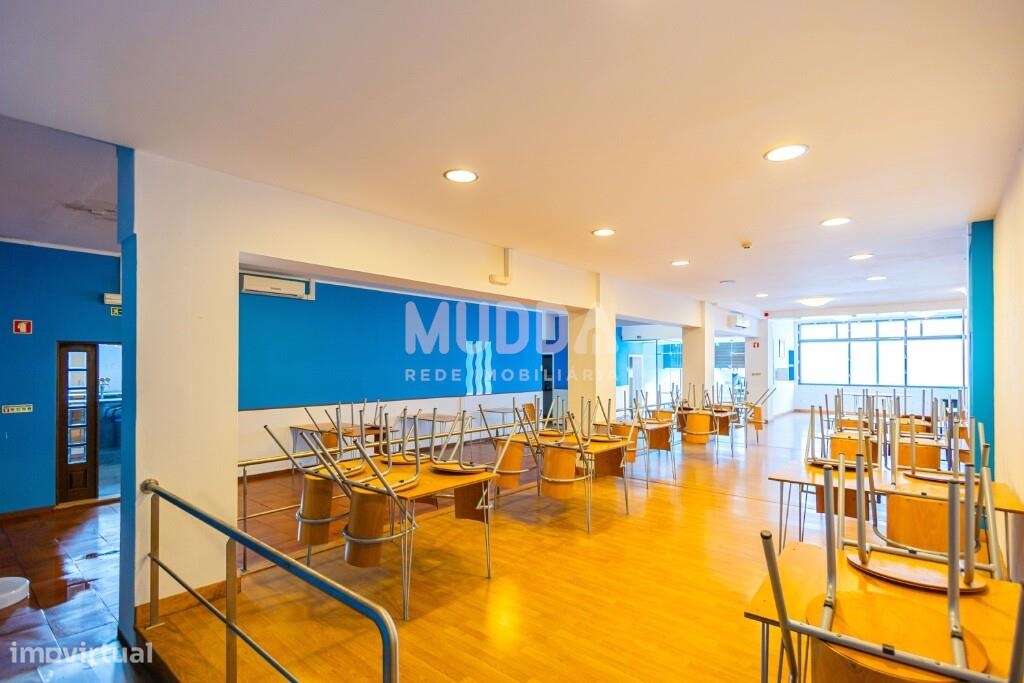 Espaço Comercial Premium com 715 m2 no Centro de Aveiro-10
