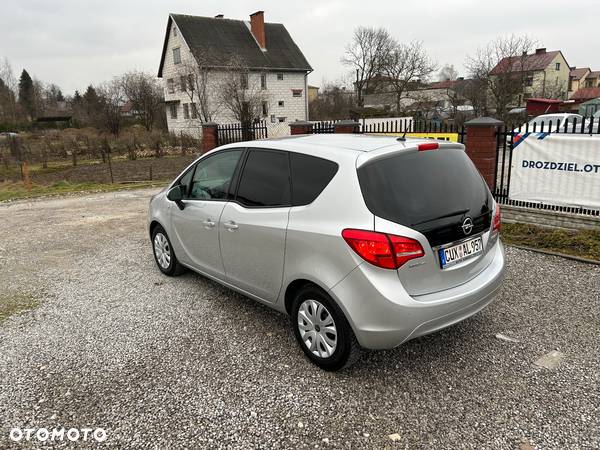 Opel Meriva - 17