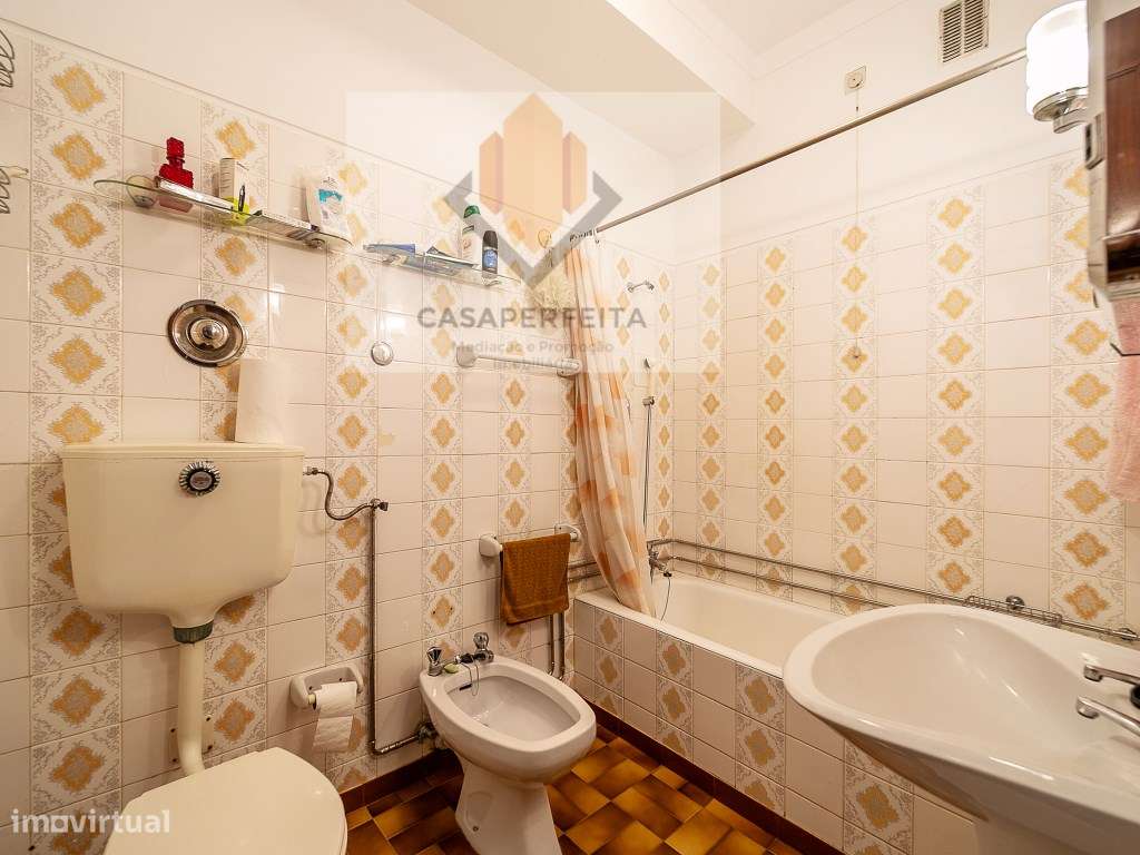 Apartamento T4 com Lugar de Garagem - Devesas, Vila Nova de Gaia-20