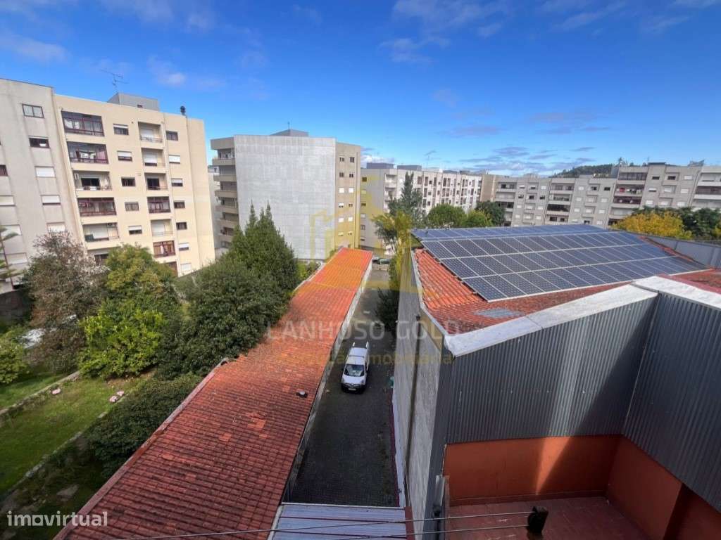 Apartamento T4 em São Vicente, Braga-18