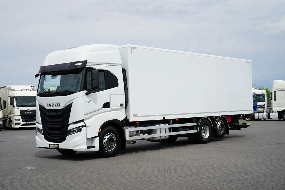 Iveco S-Way 2023