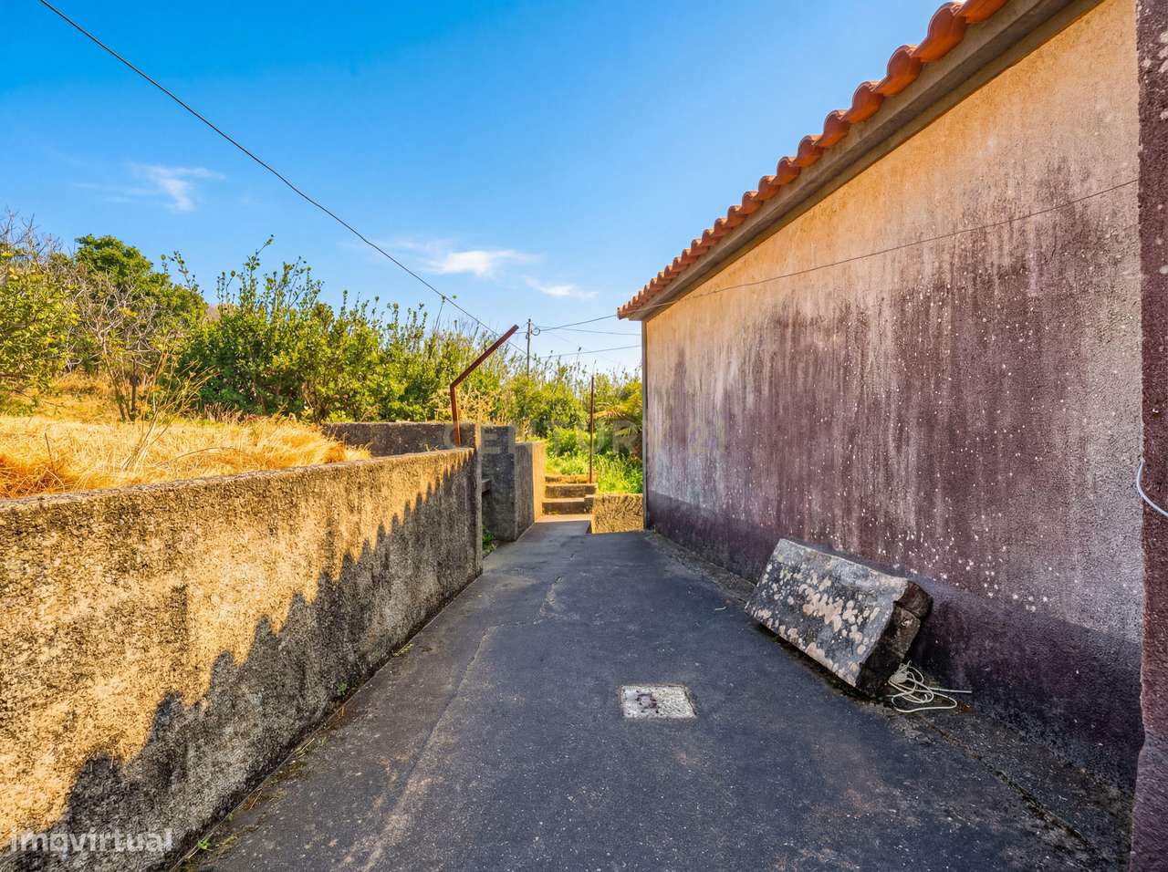 Oportunidade Única: Moradia T2 Tradicional nas Achadas da Cruz-16