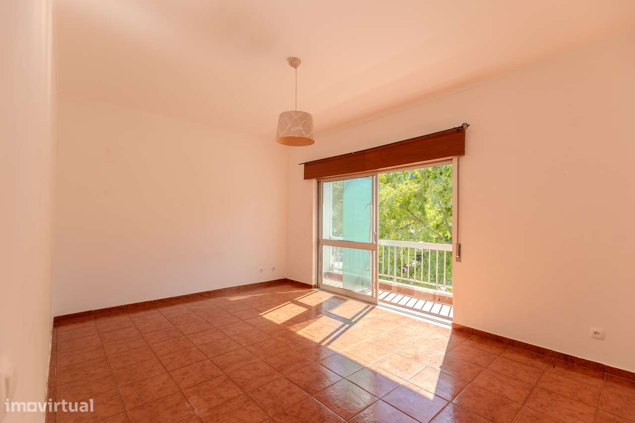 Apartamento T2 | Situado ao lado da Universidade Do Algarve-0