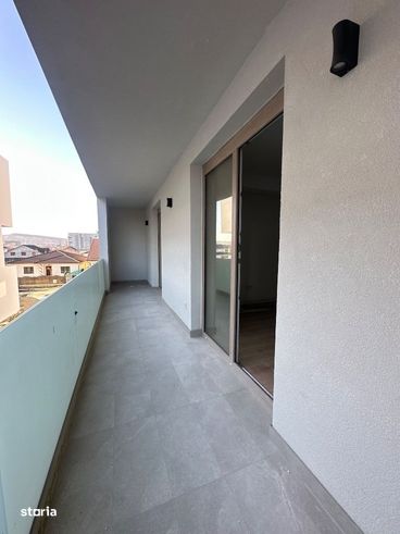 Apartament 2 camere , bloc nou, strada Zăvoaie-0