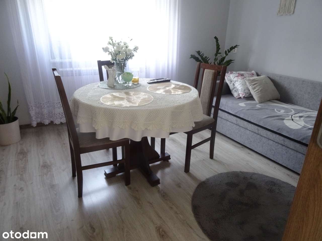 Trzebnica , 100m2 , 3 pokoje , 1 łazi, GARAŻ OGRÓD-6