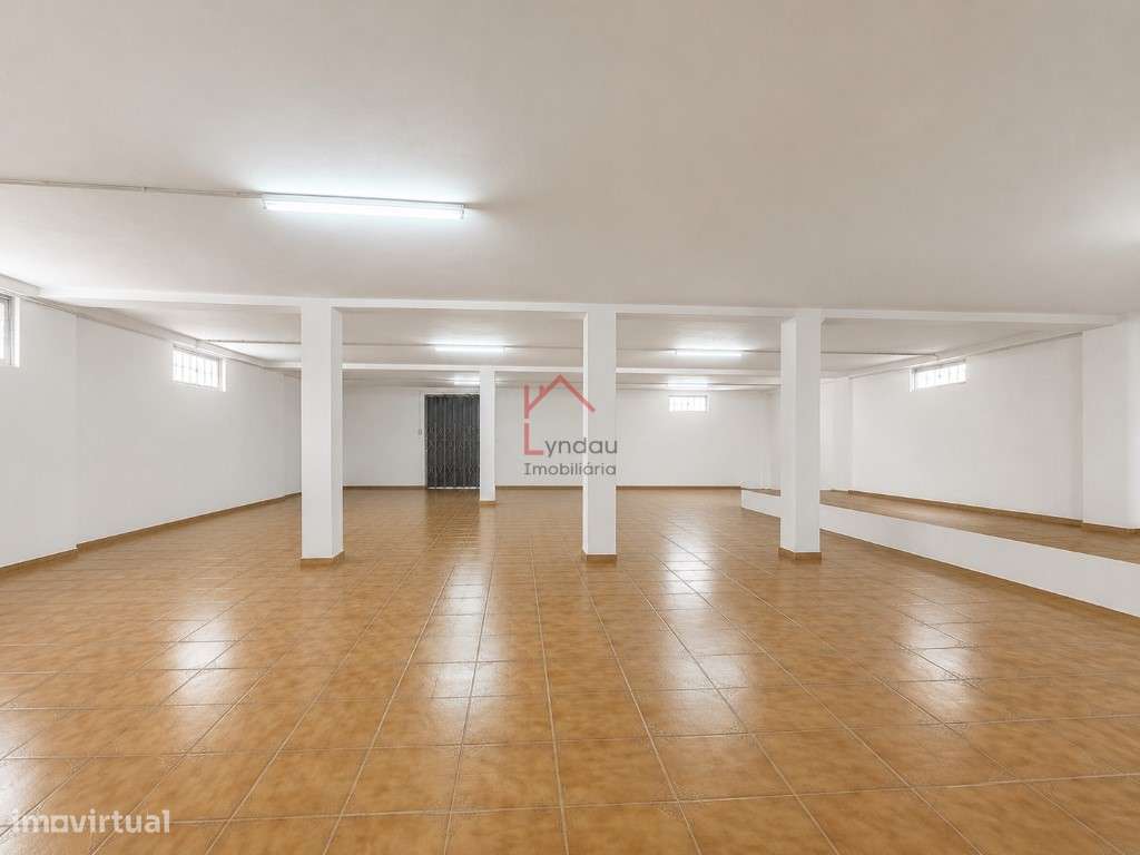Pavilhão industrial Joane VNF-6