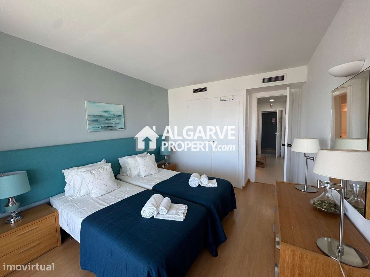 Espaçoso T2 recentemente remodelado junto à Praia e à Marina de Vilamo - Grande imagem: 4/30