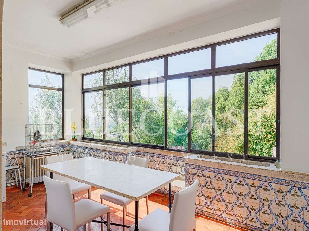 Fantástico Palacete com vista única na Costa da Caparica-23