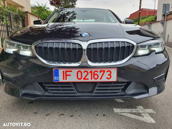 BMW Seria 3 330e iPerformance Sport Line - 2