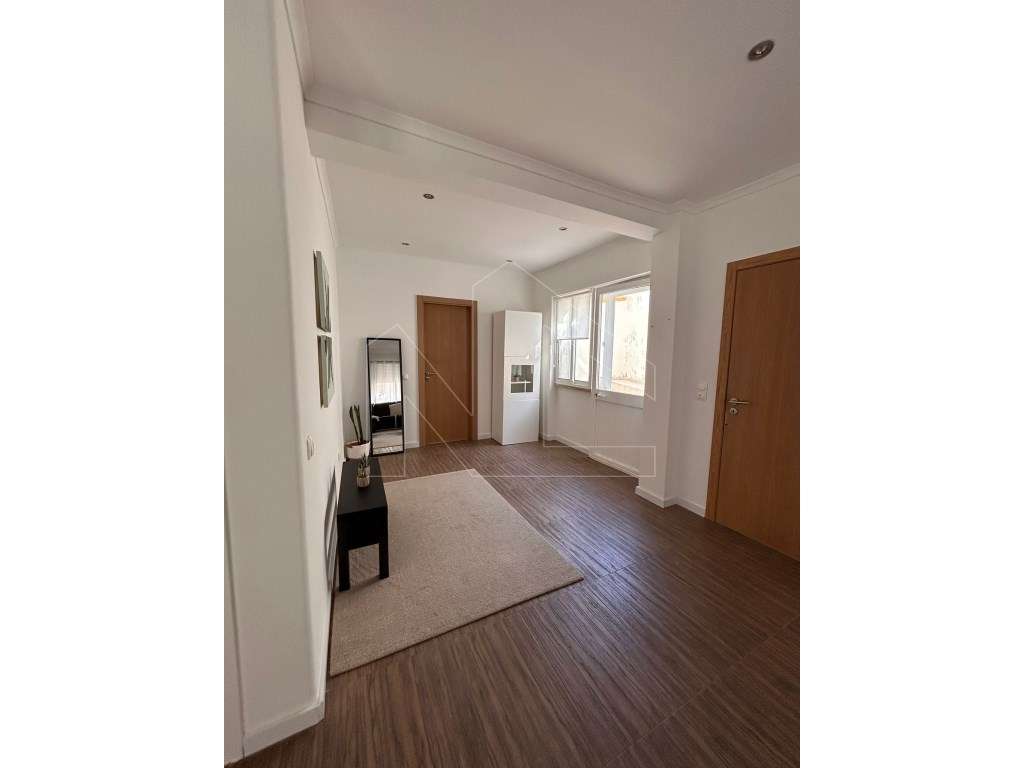 Apartamento T2 - Lisboa-5