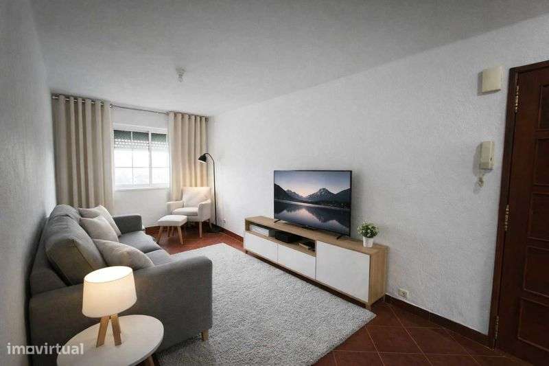 Apartamento t2 à venda na Rua Actriz Maria Matos - Grande imagem: 4/10