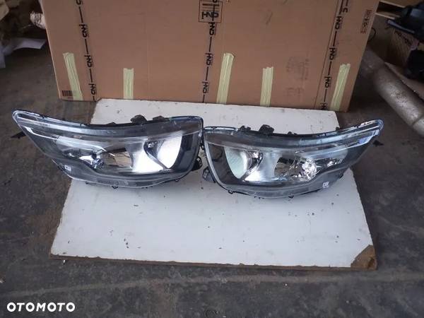 Iveco Daily lampa prawa lewa 5802476873  5802476874 - 1