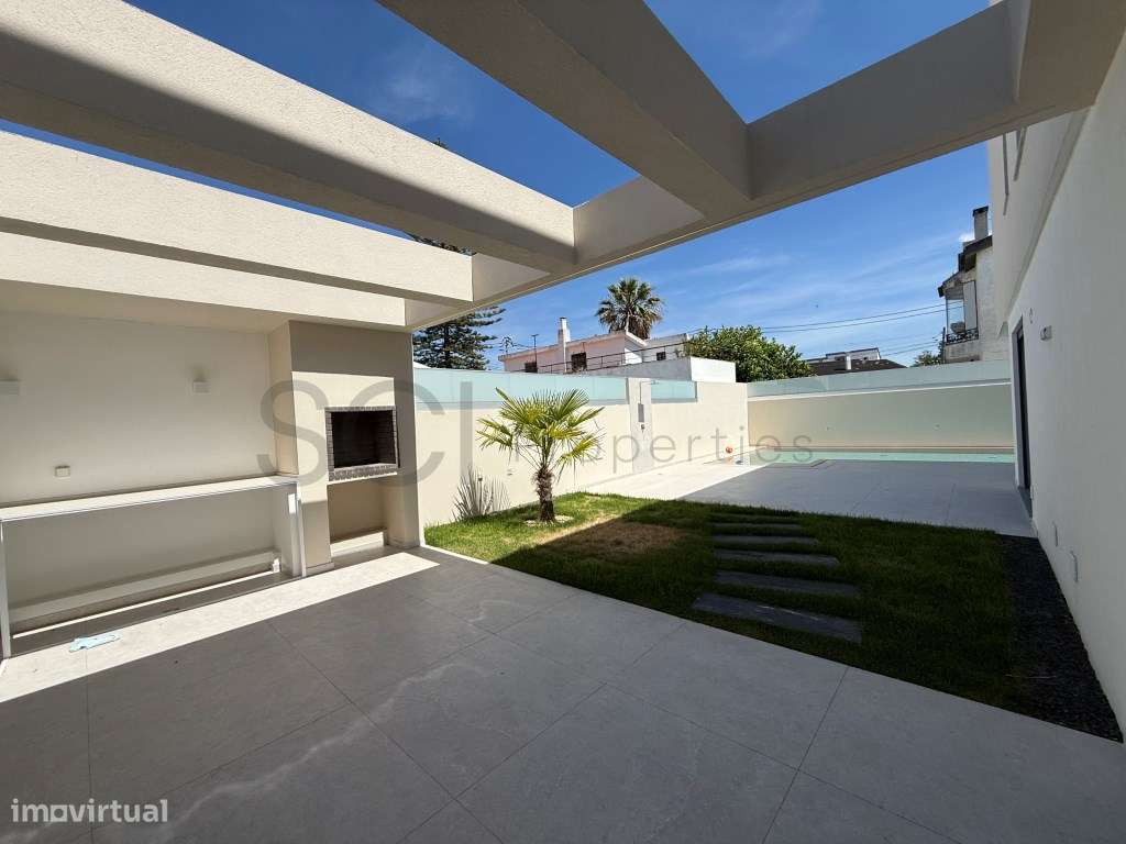 Moradia T4 Luxo Isolada | Belverde | Piscina | Garagem-31
