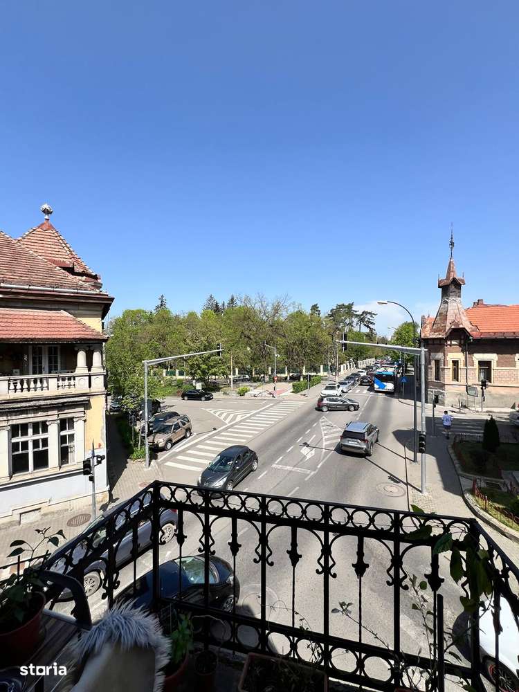 Casă Centrală 125mp + 124mp amenajabil str Mihai V colț cu str Verii-2