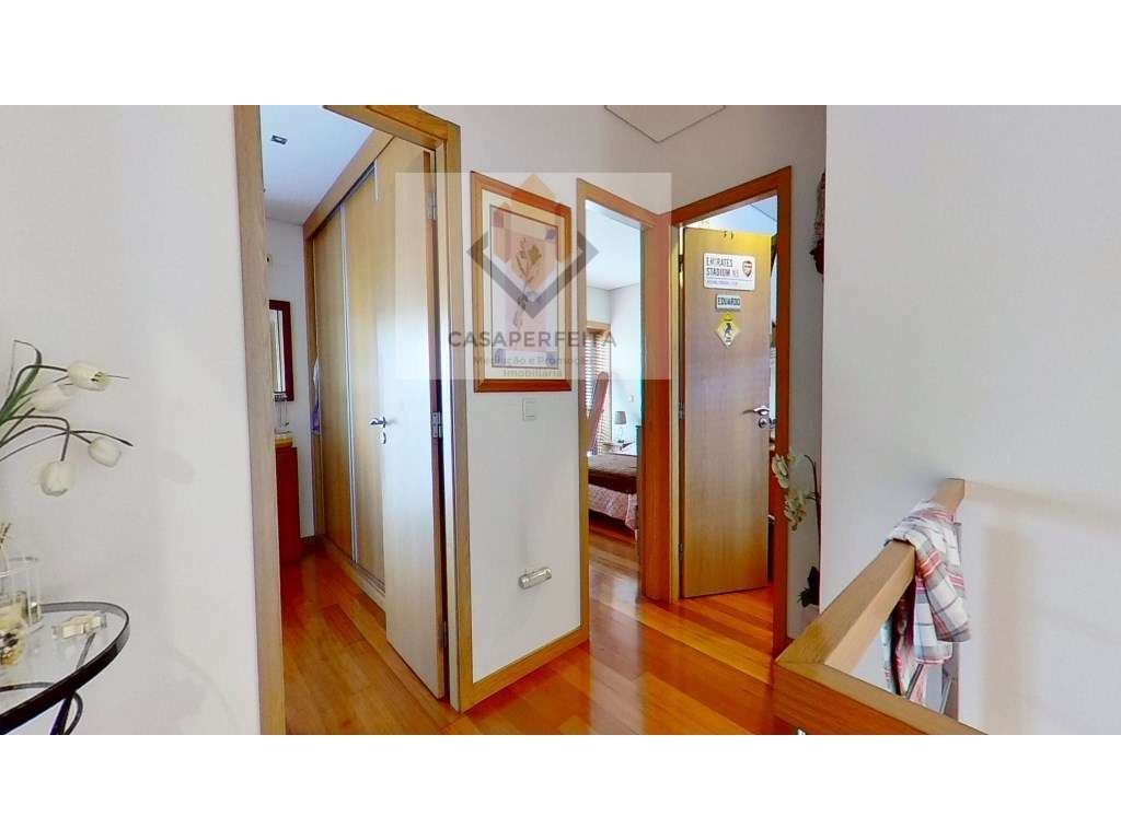 Moradia T3 + Escritório com Espaço Exterior - Mafamude - Junto a Sa...-28