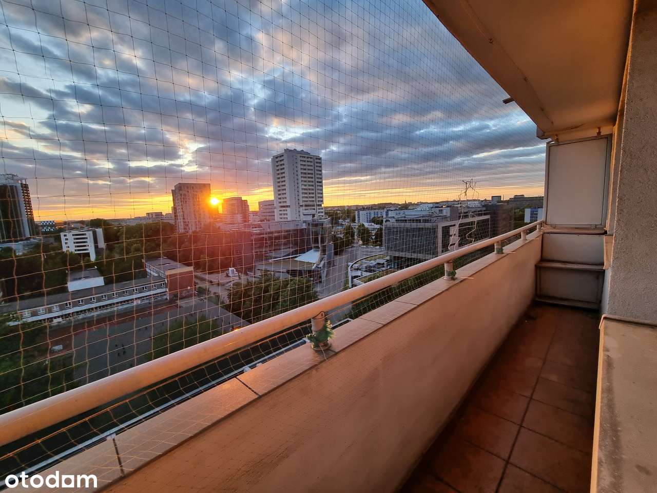 | Parking | Rynek | 3x pokój | Po remoncie 2025 | Balkon |-7