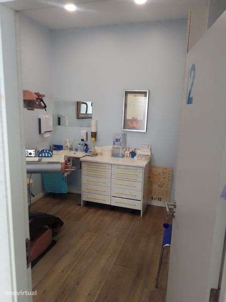 PASSA-SE clínica dentária com laboratorio ou só imovel - Grande imagem: 5/12