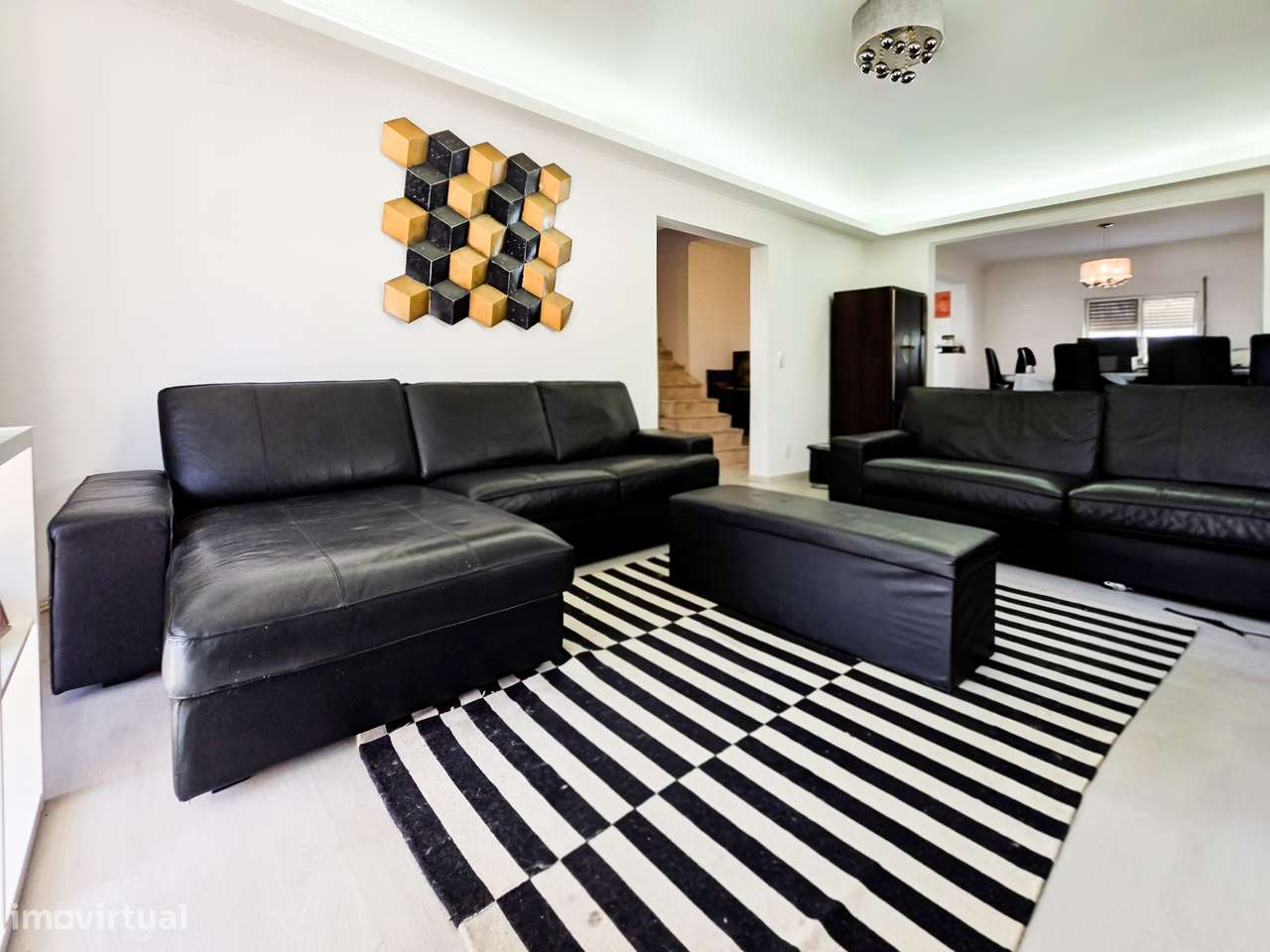 Moradia Isolada T4 com um Quarto no R/C-9