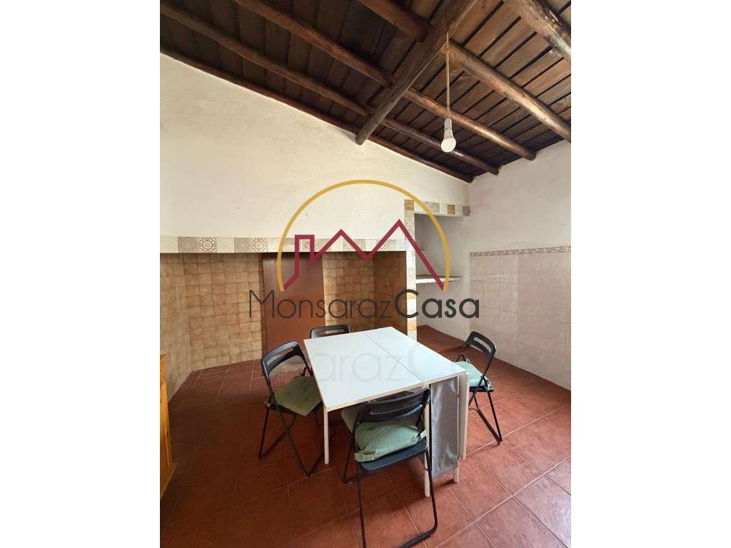 Moradia Térrea com Quintal e Garagem em Campinho-10