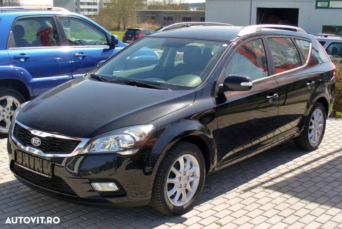 Dezmembrez Kia Ceed 2011 - 1