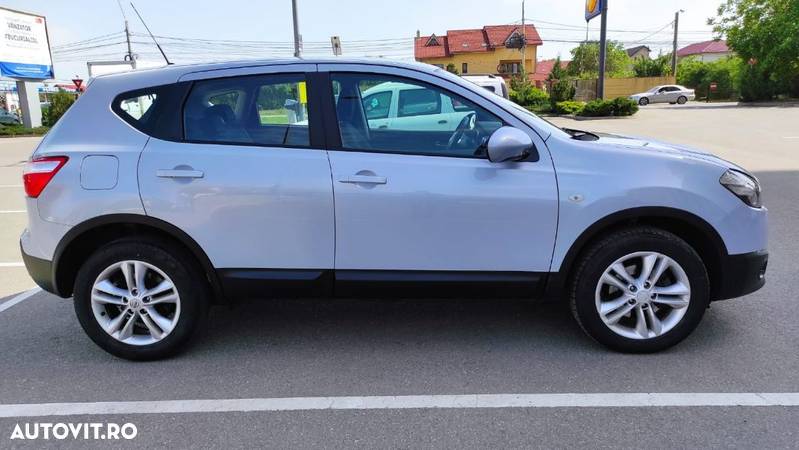 Nissan Qashqai 2.0 DCI DPF 4X4 Acenta SP - 4