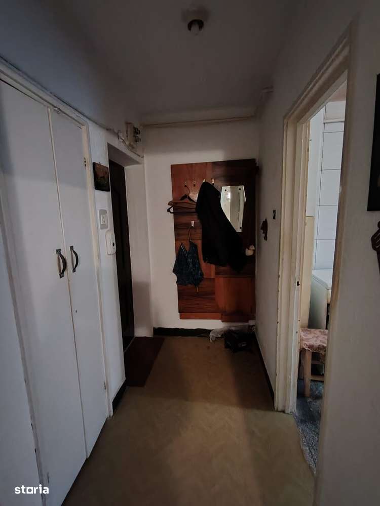 Pret redus!!!Ap 2 camere cauta sa fie modernizat- Micro 9-12