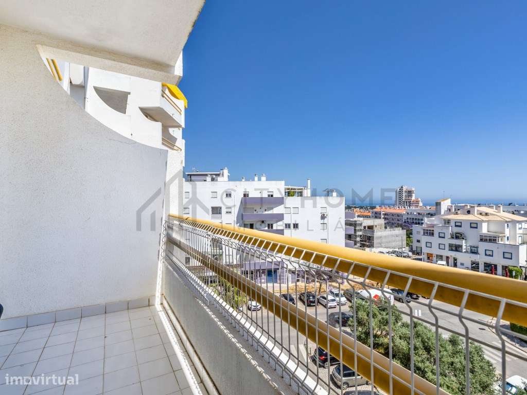Apartamento T1 com Piscina e Varandas em Albufeira-22