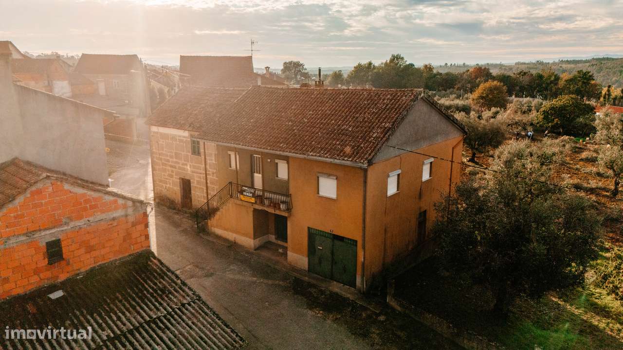 Oportunidade única: conforto, terreno e preço justo-31