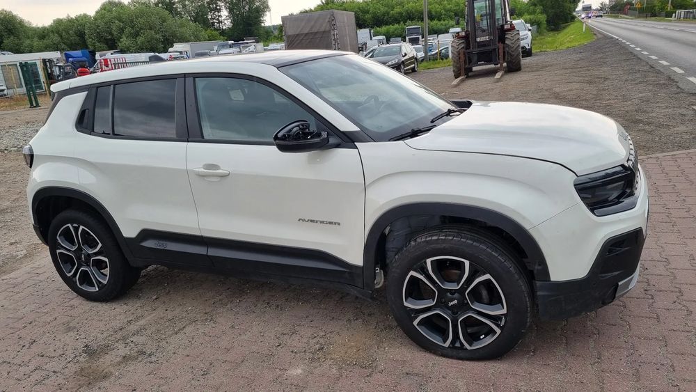 Jeep Avenger 1.2 GSE T3 Turbo-Benzin GDI Summit 2024