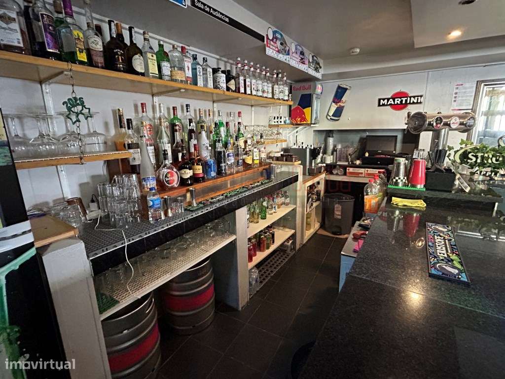 Prédio no Centro Histórico de Peniche-5