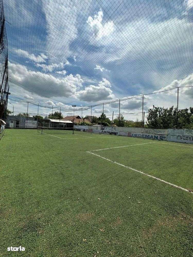 Teren de vânzare MiniFotbal + Spațiu comercial (în subcetate) - Imagine principală: 1/10