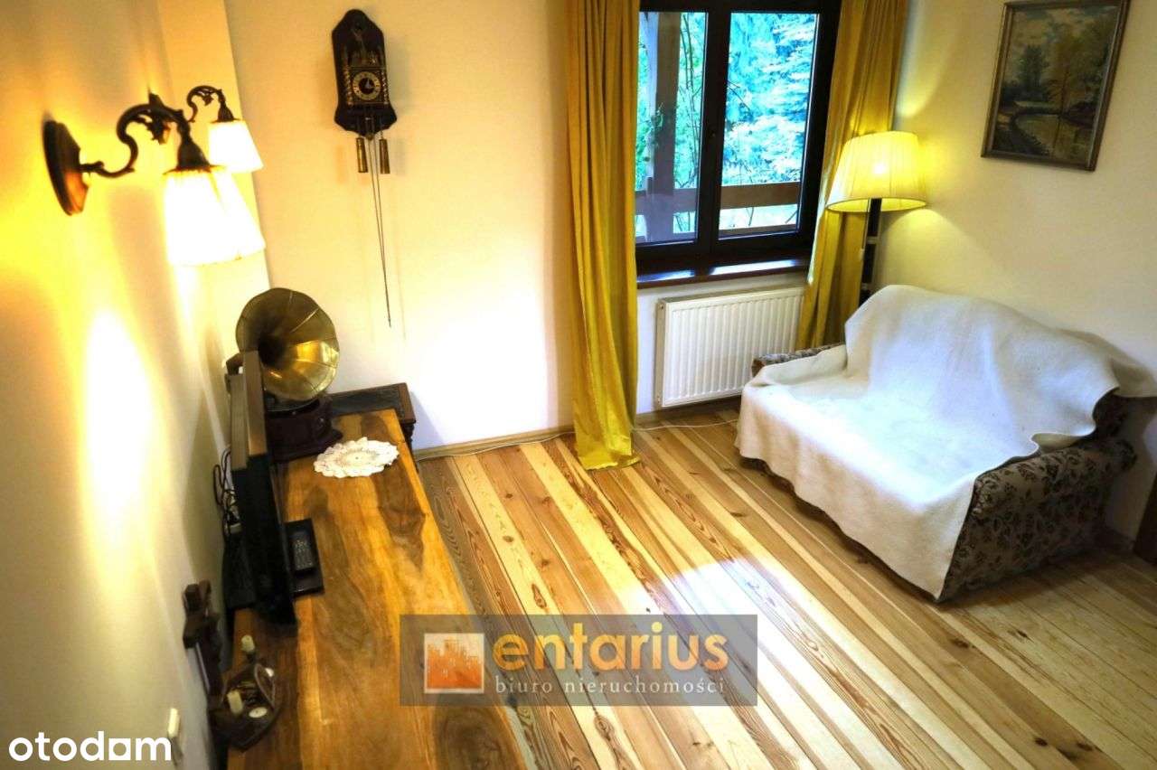 Komfortowy dom z pięknym ogrodem i patio – 4 km od-8