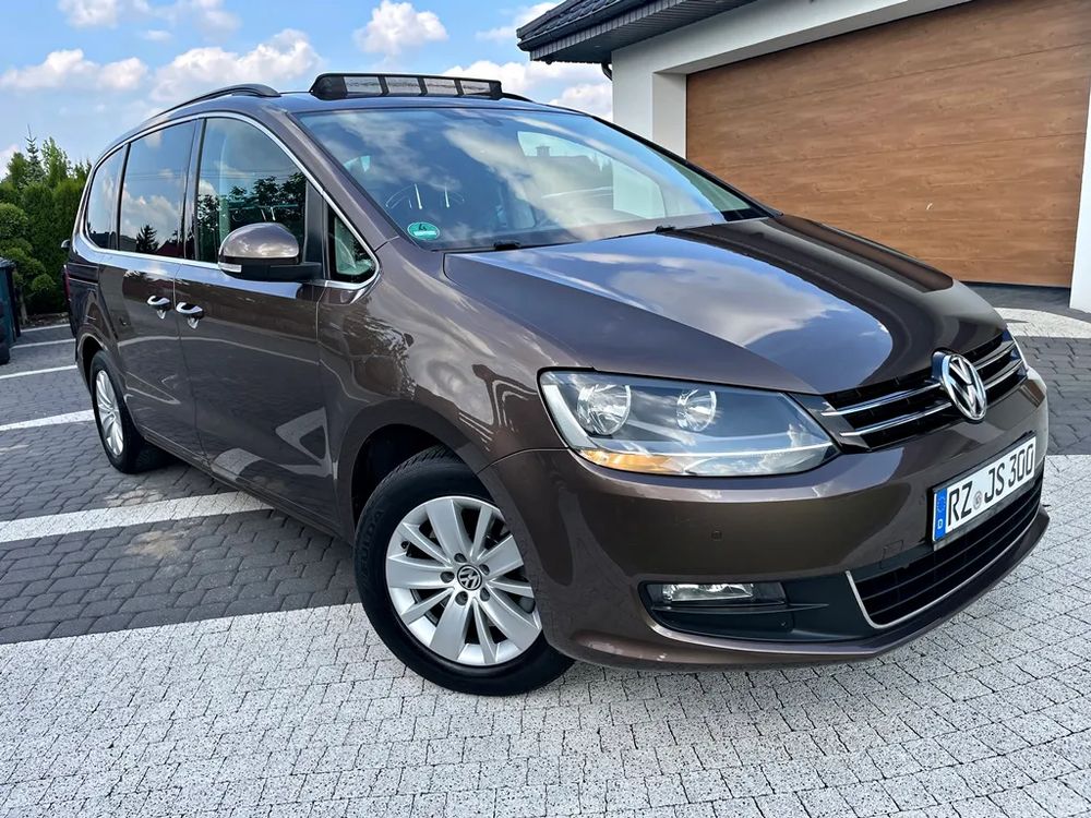 Volkswagen Sharan II 2.0 TDI DSG BlueMotion Technology Comfortline 2011