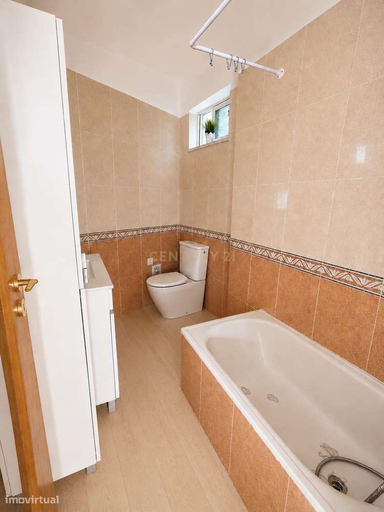 Apartamento T2 na Mina – Amadora | Localização de excelência junto ao-17