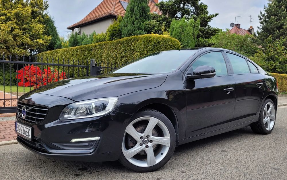 Volvo S60 II D3 RDesign 2017