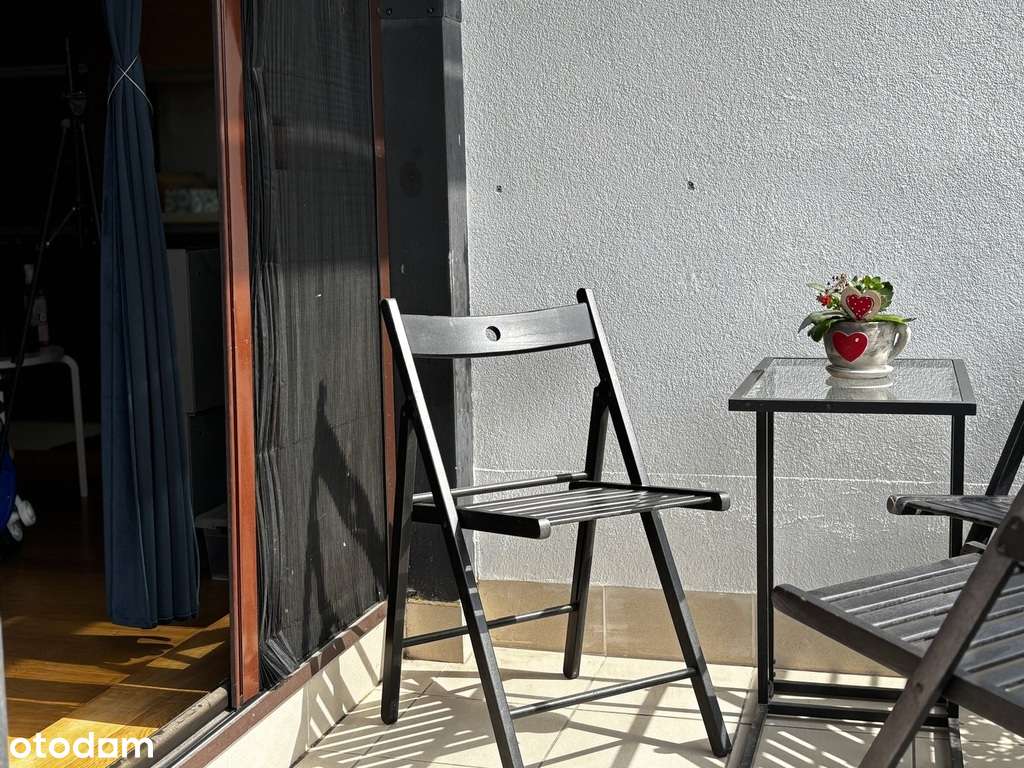 Przestrzenny apartament w Miasteczku Wilanów-4