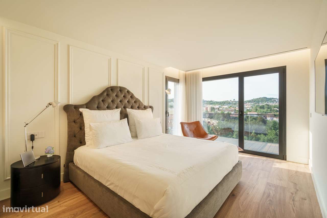 Elegante apartamento T3 em condomínio fechado na encosta do Bom Jesus-27