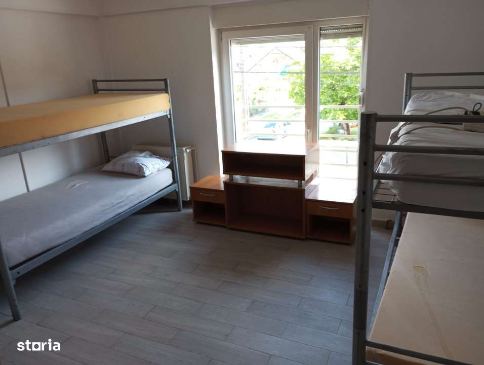 Pensiune de vanzare cu 15 camere cu baie proprie, suprafata utila 550 - Imagine principală: 4/9