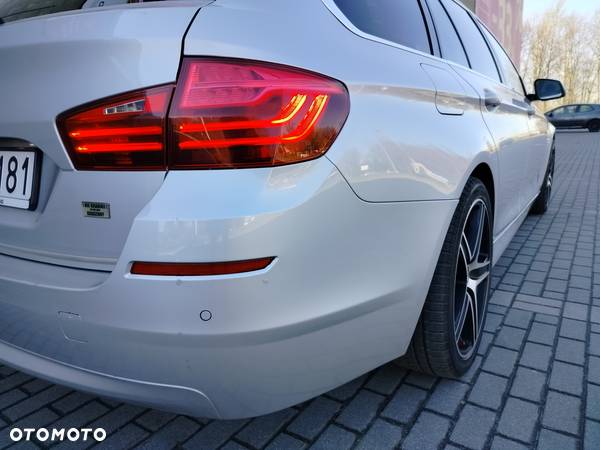 BMW Seria 5 530d Touring - 22